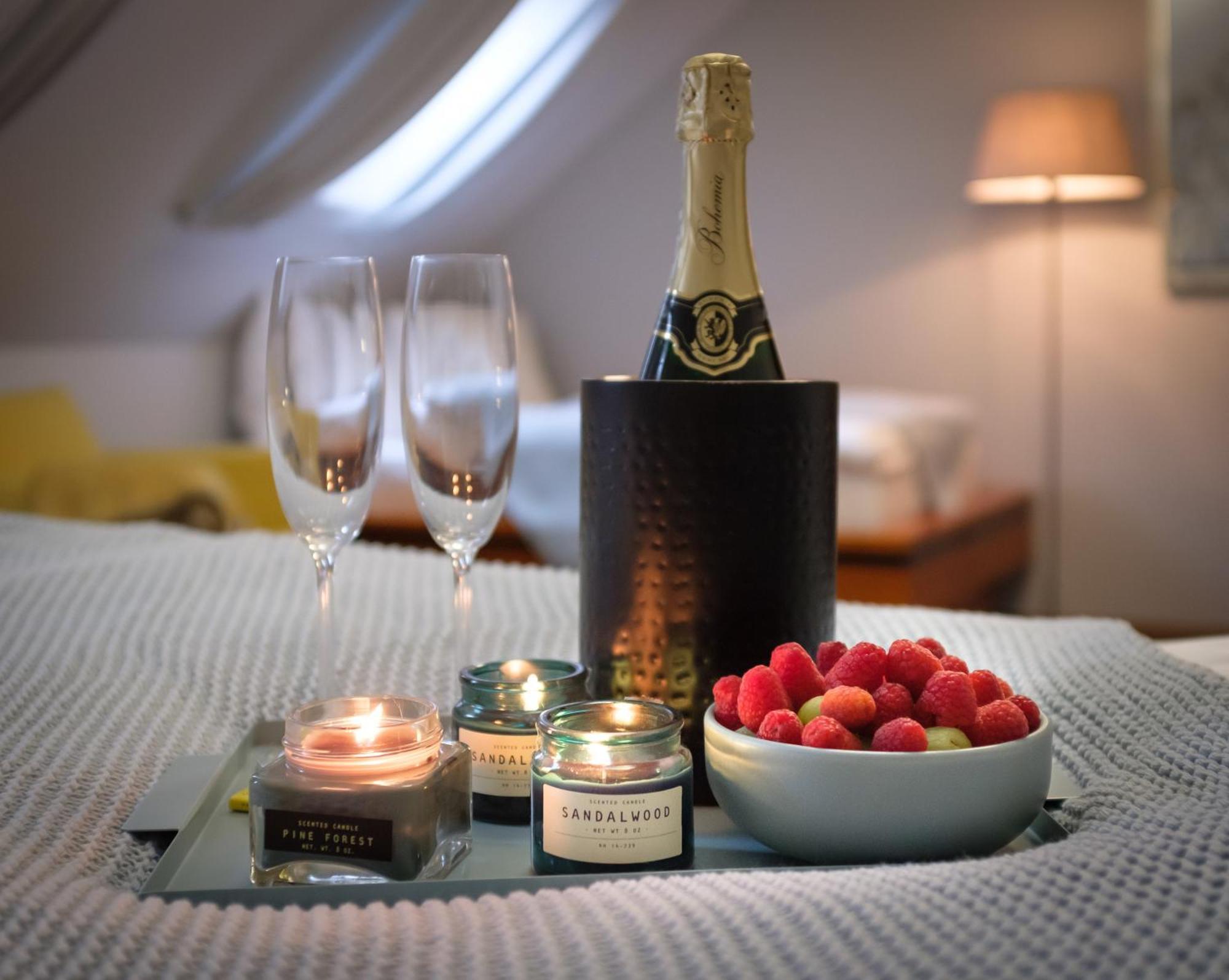 4 Elements Apartments Прага Экстерьер фото